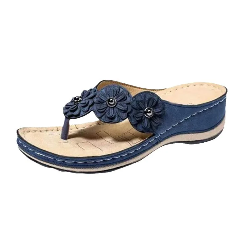 Yyvonne New Beach Sandals Line Thick Bottom Slope And Jacket Slippers Fashion Flower Decoration Slippers