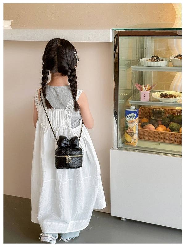 Women’s Medium Pu Leather Solid Color Classic Style Streetwear Square Zipper Crossbody Bag