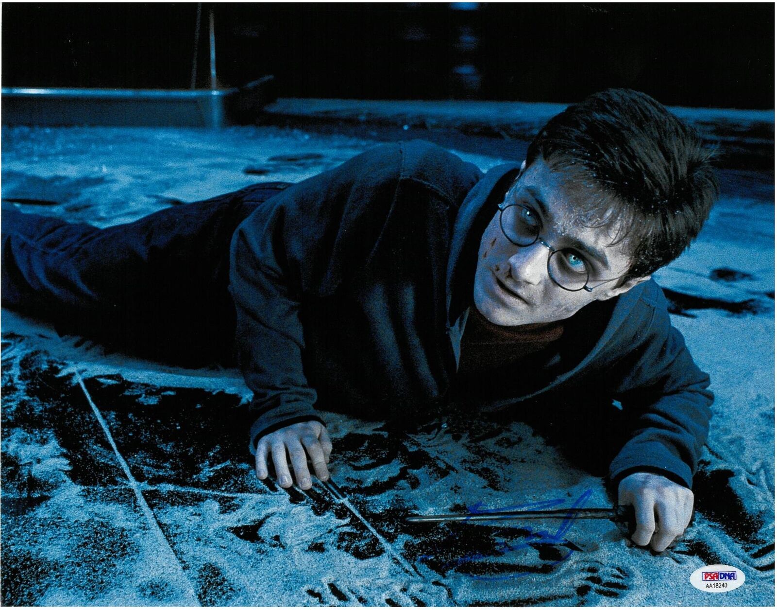 Daniel Radcliffe Signed Harry Potter Authentic 11x14 Photo Poster painting PSA/DNA #AA18240