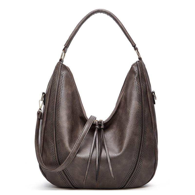 Ladies classic retro large capacity shoulder bag diagonal bag