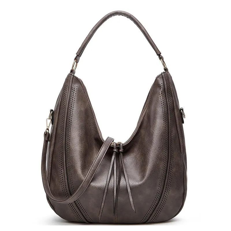 Ladies classic retro large capacity shoulder bag diagonal bag