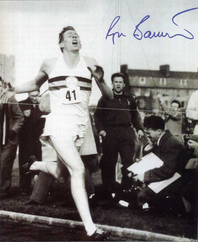 ROGER BANNISTER Signed Photo Poster paintinggraph - First Sub 4 Minute Mile World Record reprint