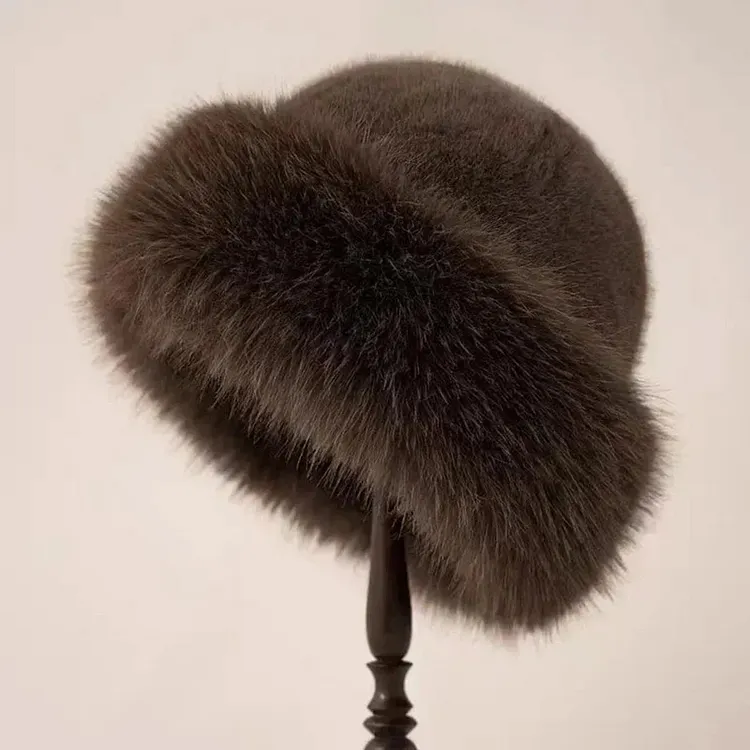 Women&acirc;&euro;&trade;s Vintage Faux Fur Hat &acirc;&euro;&ldquo; Elegant Winter Headwear