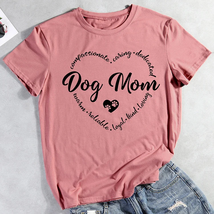 Dog mom heart with paw  T-shirt Tee -012183