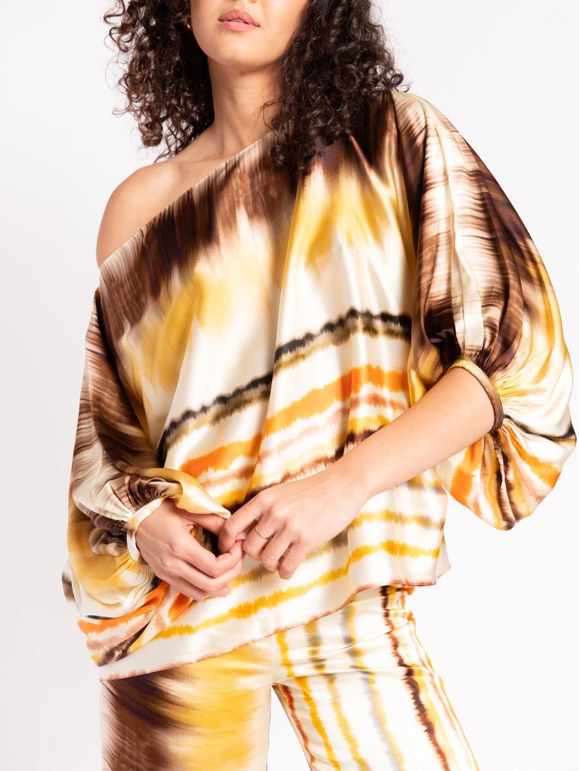 Exquisite Satin Gradient Irregular Stripe Print Shirt