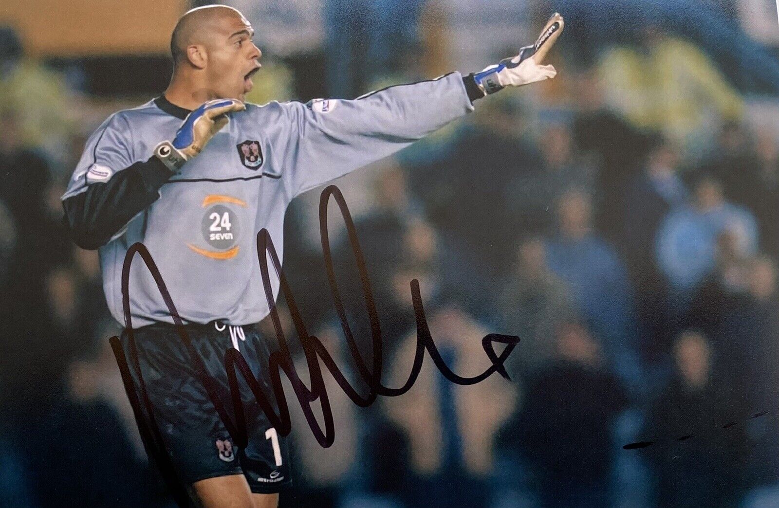 Tony Warner Genuine Hand Signed Millwall 6X4 Photo Poster painting 2