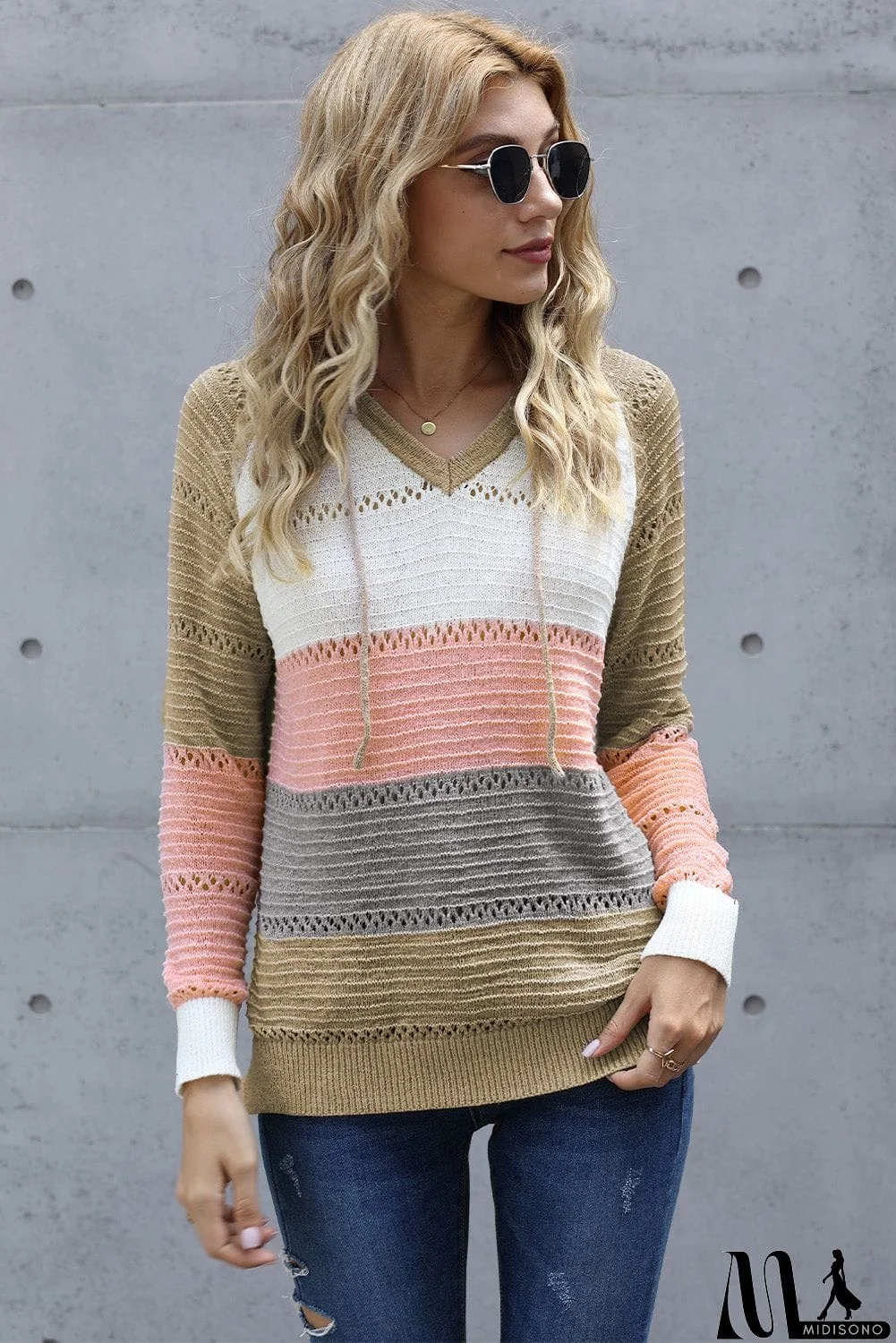 MidiSono - Classic Beach Bonfire Knitted Hoodie