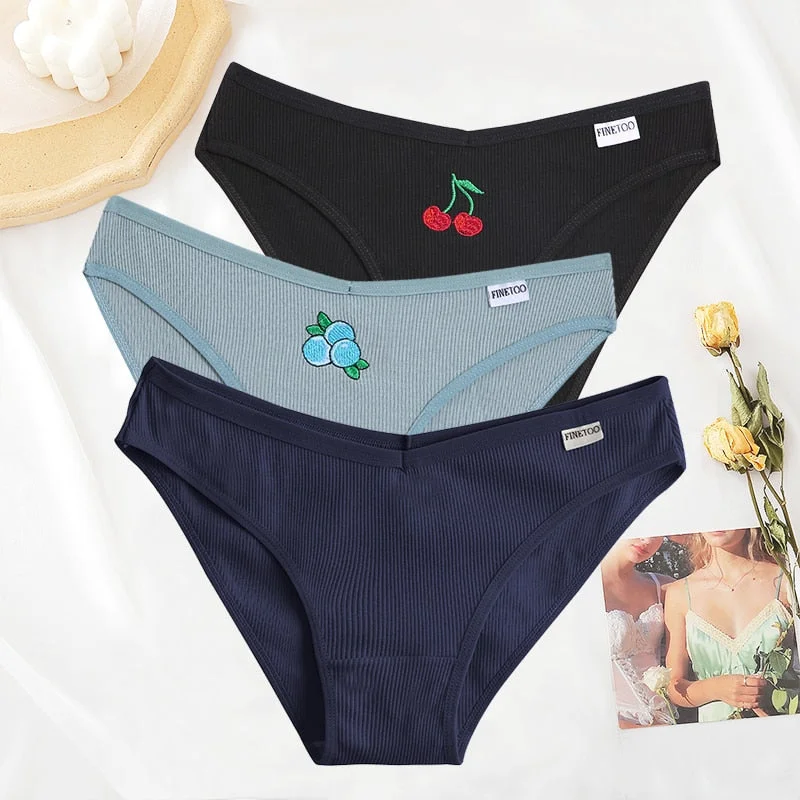 FINETOO 3PCS/Set Women Cotton Embroidery Fruit Panties Underwear V Waist Female M-XL Woman's Briefs Pantys Intimates Lingerie