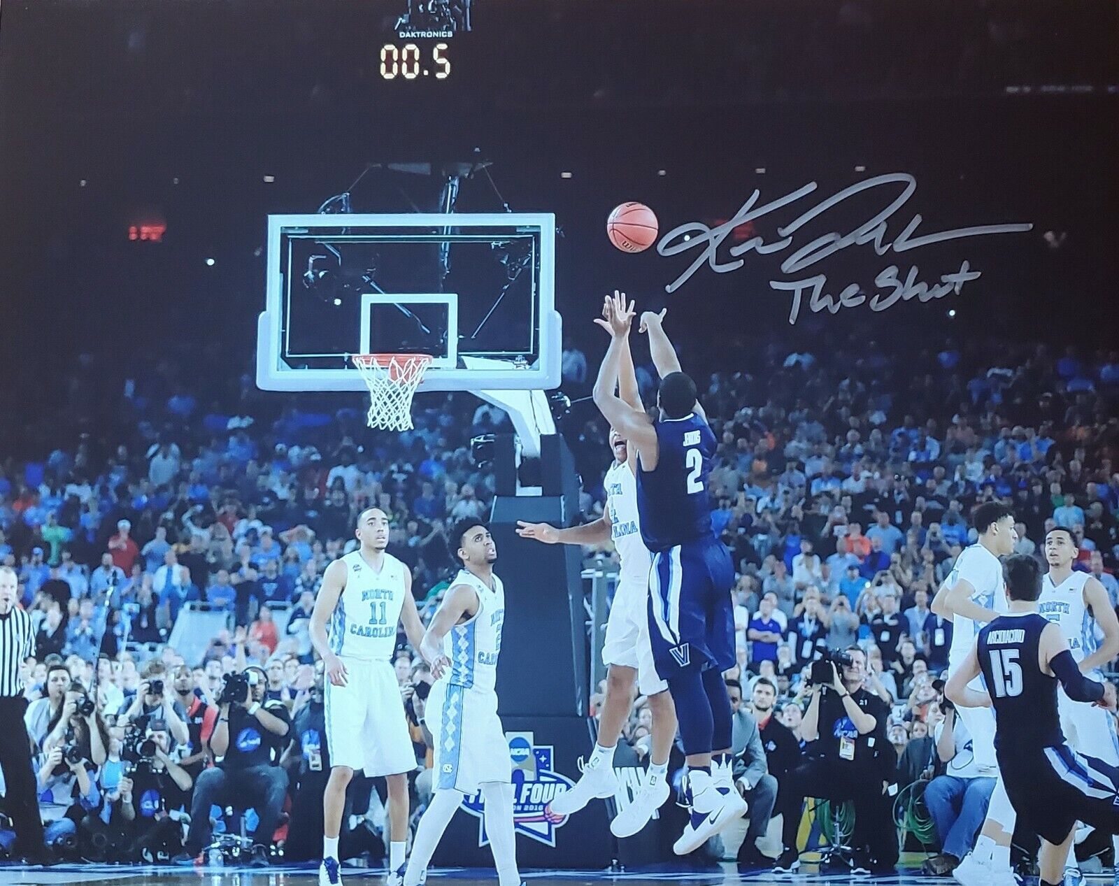 Autographed KRIS JENKINS Villanova University The Shot