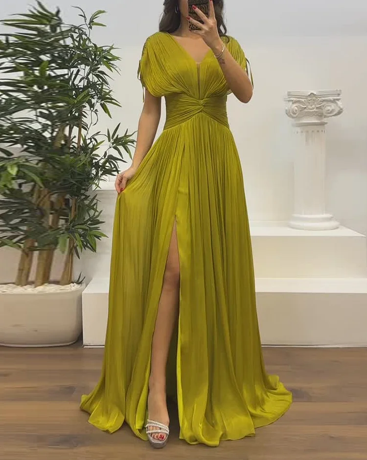 Sleeveless Pleated Waist Solid Color Dress