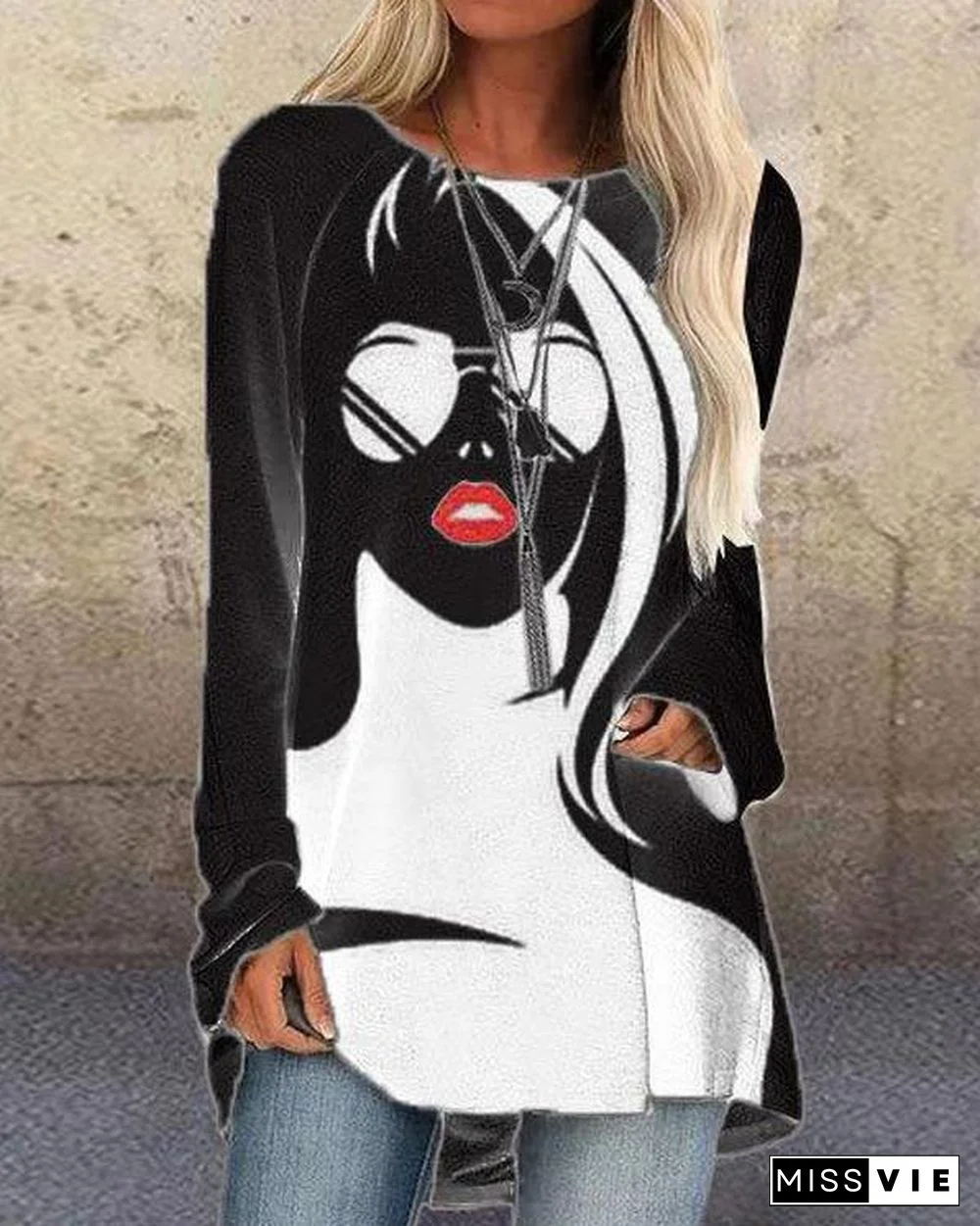 Figure Print Long Sleeve O-neck Casual T-shirt for Women