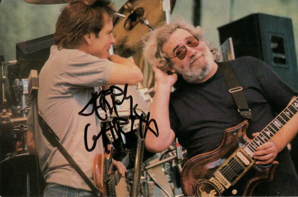 JERRY GARCIA SIGNED AUTOGRAPH 4X6 Photo Poster painting POSTCARD - THE GRATEFUL DEAD RARE!! JSA