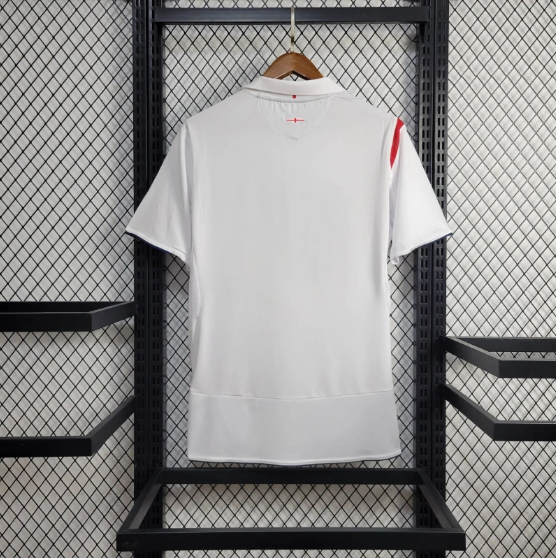 Retro England 2005 Home Football T-Shirt Thai Quality