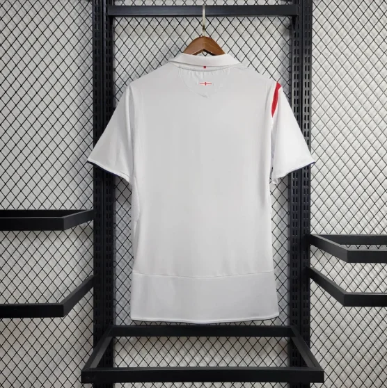 Retro England 2005 Home Football T-Shirt Thai Quality