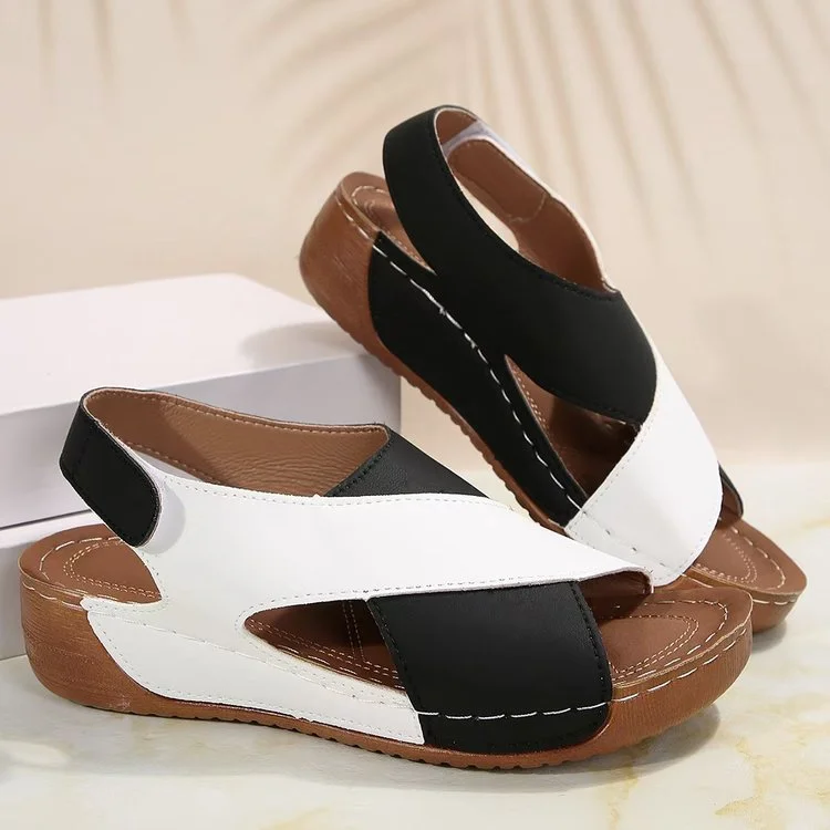 Uveng Uveng Sandals Women 2025 Summer New Pine Cake Thick Bottom With Skirt Casually Exposed Toe Beach Cool