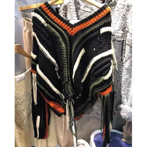 New Color Matching V-Neck Tassel Pullover For Women In Autumn and Winter