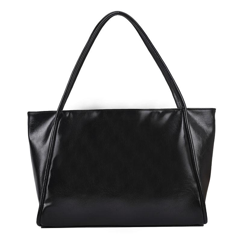 Retro Minimalist Large-Capacity Tote Bag