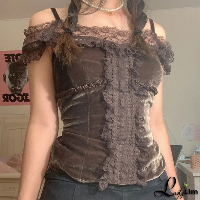 Fashionable and Minimalist winter T-shirt