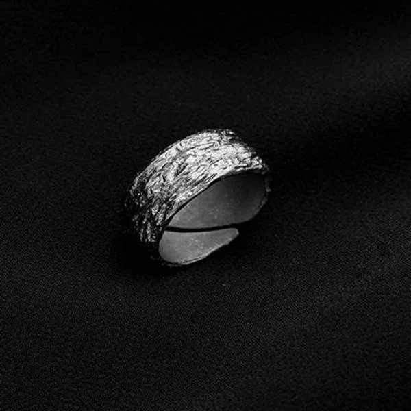 Sterling Silver Fractured Dark Super Cool Ring