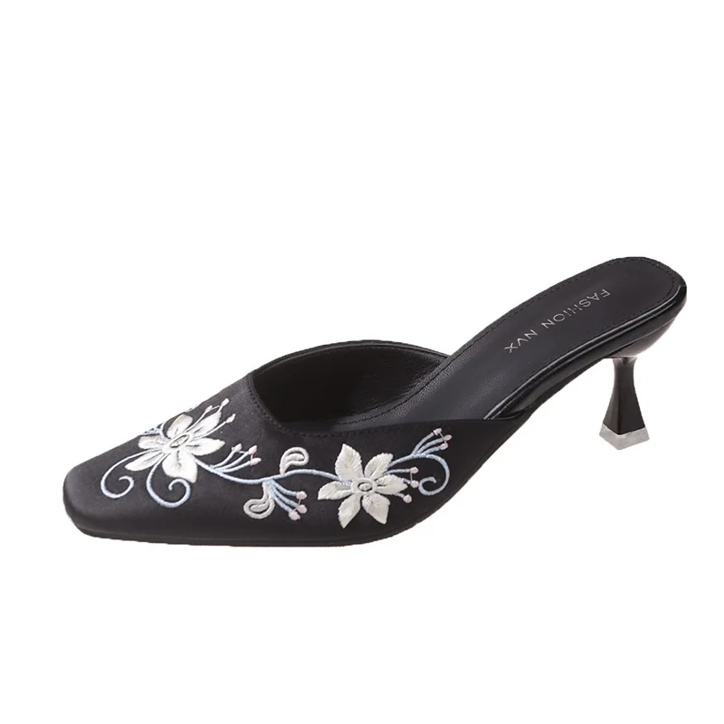 Tanguoant Tanguoant Spring And Autumn New Fashion Embroidery With Cool Slippers Small Square Head Suede With Temperament Half Drag Women's Shoes