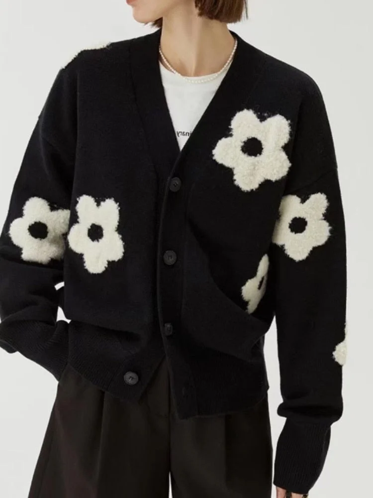 Sonicelife Knitted Cardigan V-neck Sweaters Embroidery Flower Jumpers Autumn Winter New Fashion Women's Clothing Loose Coat Kawaii Sweater