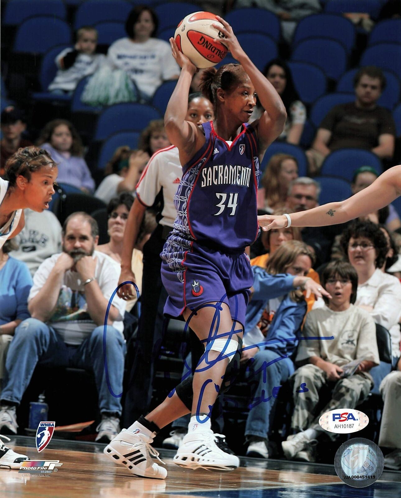 Adrienne Williams Signed 8x10 Photo Poster painting WNBA PSA/DNA Autographed Monarchs