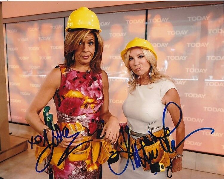 HODA KOTB & KATHIE LEE GIFFORD signed autographed THE TODAY SHOW Photo Poster painting