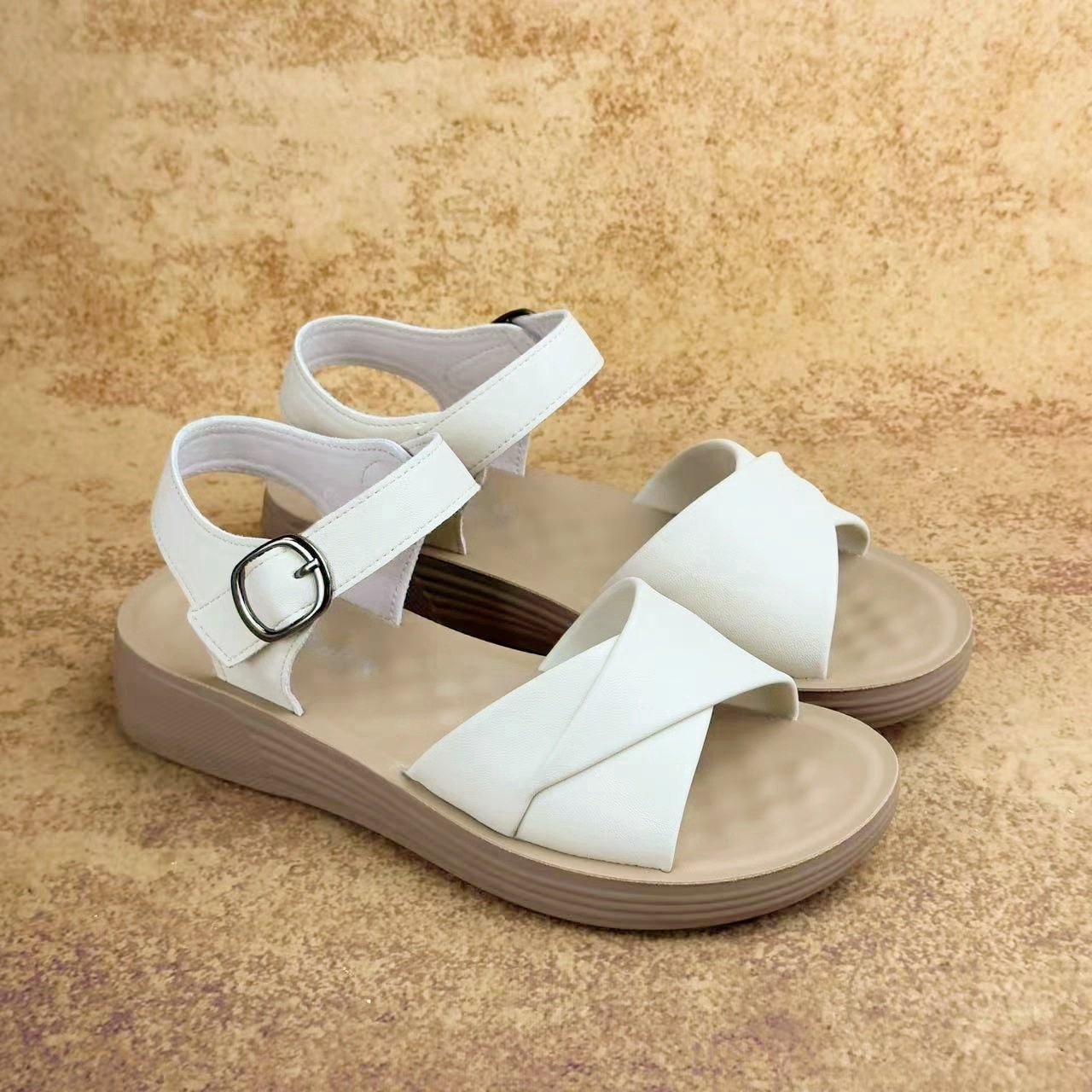 Cricsball Women Summer Sandals 2025 Leather Open Toe Wedge Casual Sandals With 3.5 cm Flat Heels