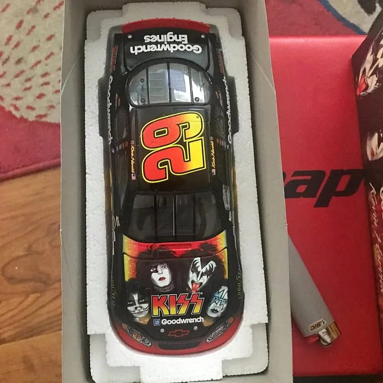 Dronehint 1/24 action kiss diecast Birmingham AL