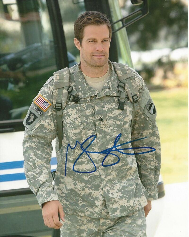 Geoff Stults Autographed 8x10 The Enlisted  A962