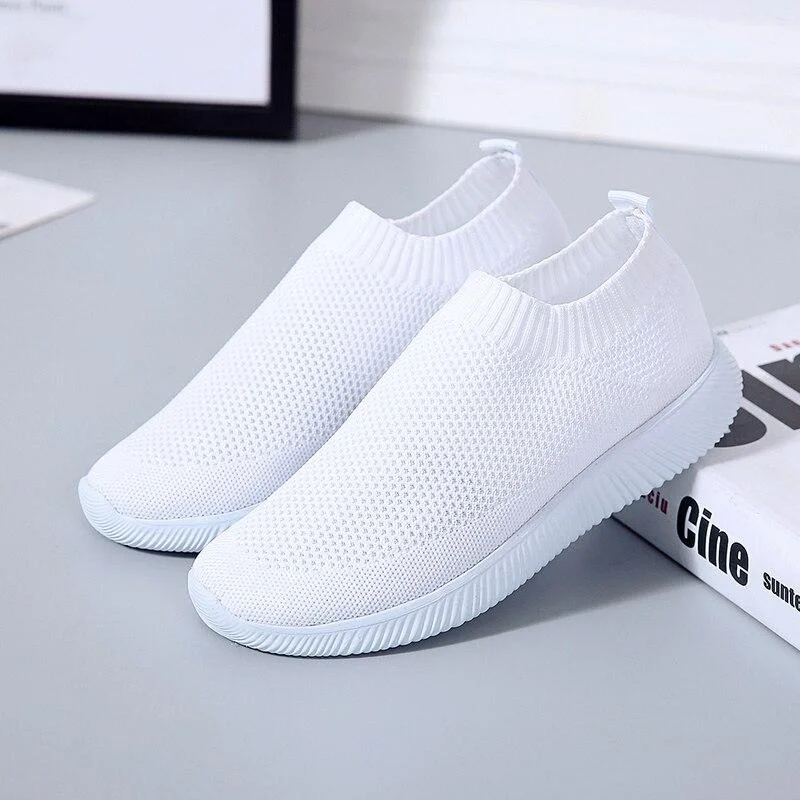 Summer women's sneakers Vulcanized Shoes Sock Sneakers Women Slip On Flat Shoes Women Plus Size Loafers ladies shoes 1029 1118-1