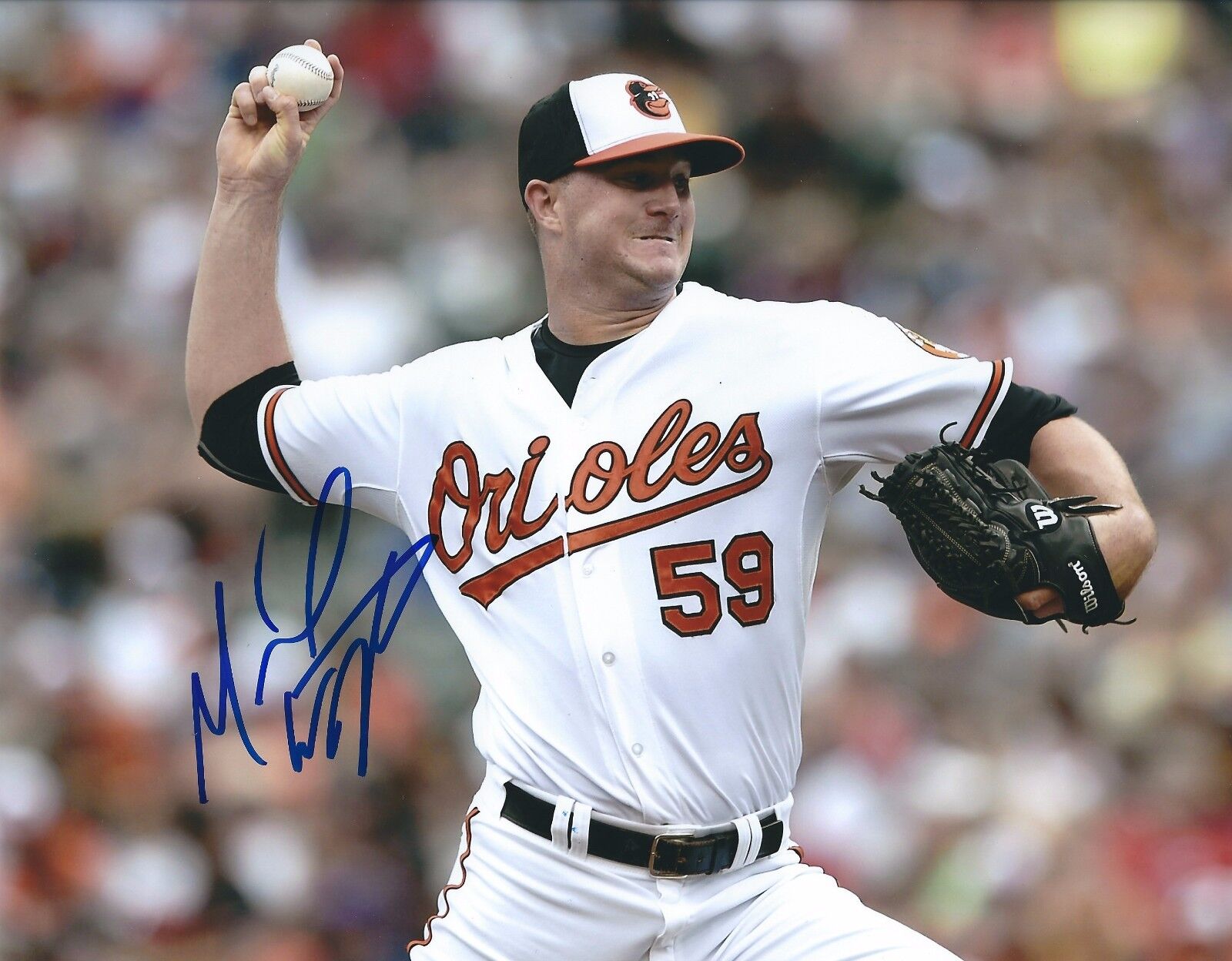 Autographed MIKE WRIGHT Baltimore Orioles 8x10 Photo Poster painting - COA