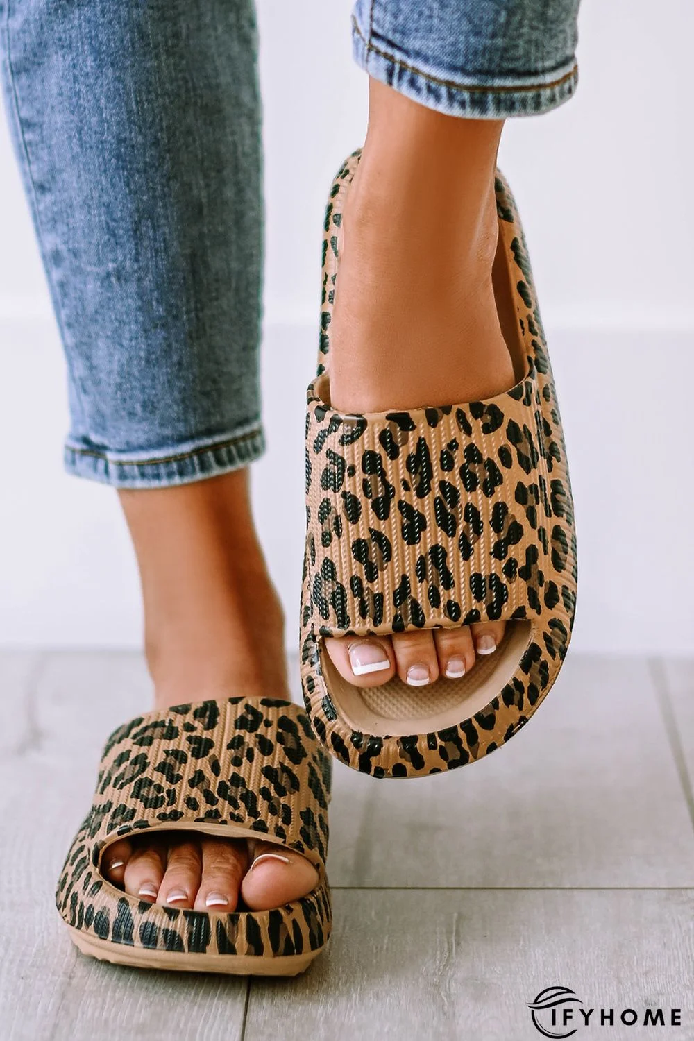 Leopard Print Thick Sole Slip On Slippers | IFYHOME
