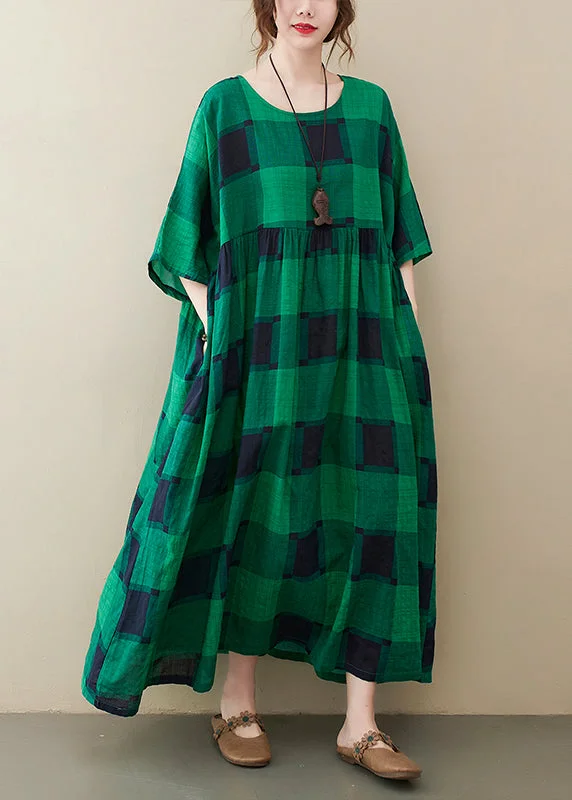 Plus Size Green Plaid O-Neck Pockets wrinkled Long Dresses Half Sleeve