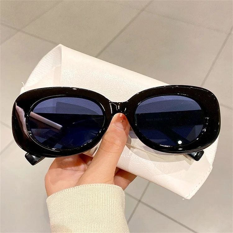 Demandernyc Oval Women Sunglasses Fashion Vintage Gradient Female Shades Eyewear Trendy Luxury Brand Designer UV400 Lady SunGlasses
