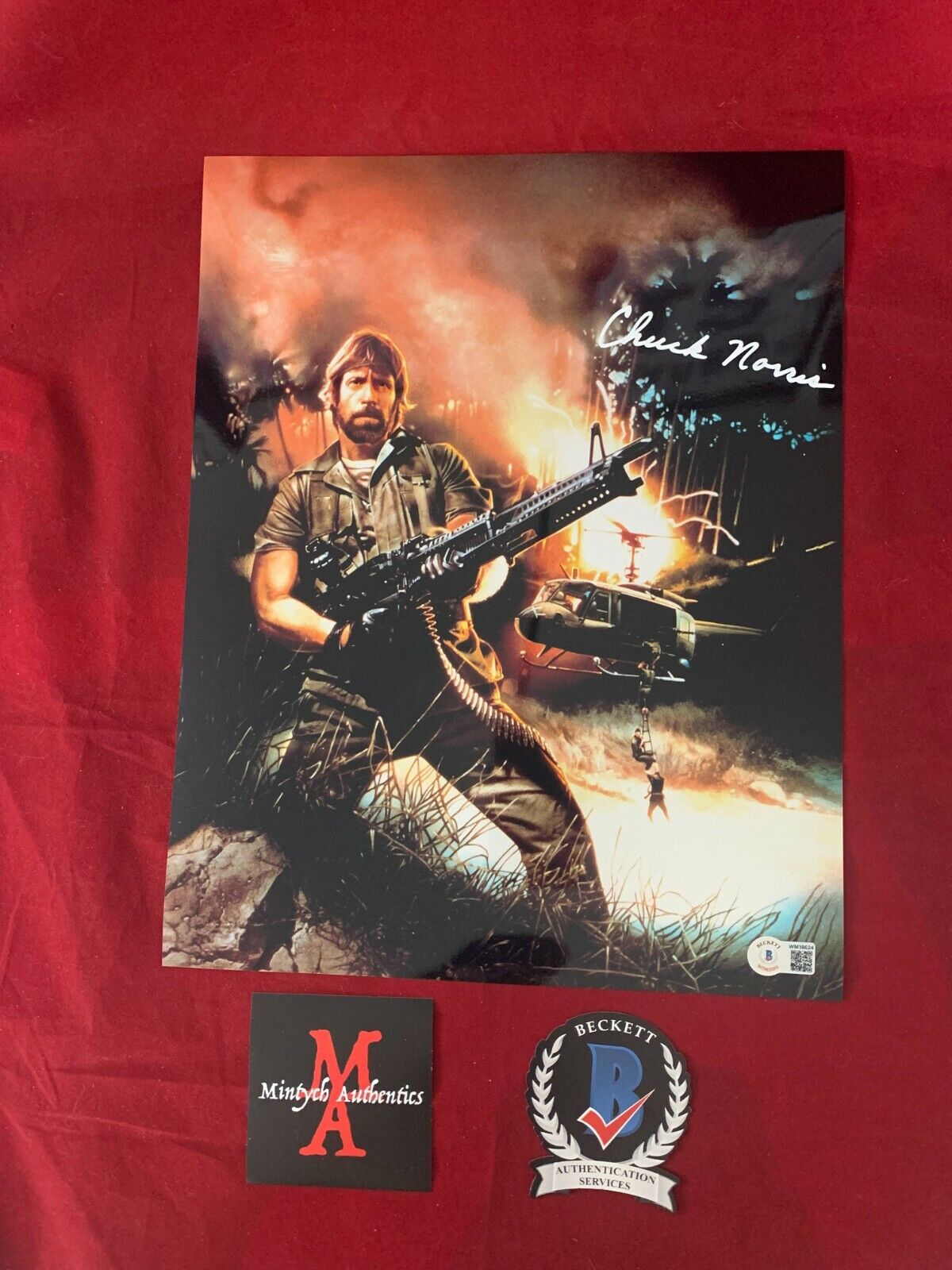 CHUCK NORRIS AUTOGRAPHED SIGNED 11x14 Photo Poster painting! MISSING IN ACTION! BECKETT COA!