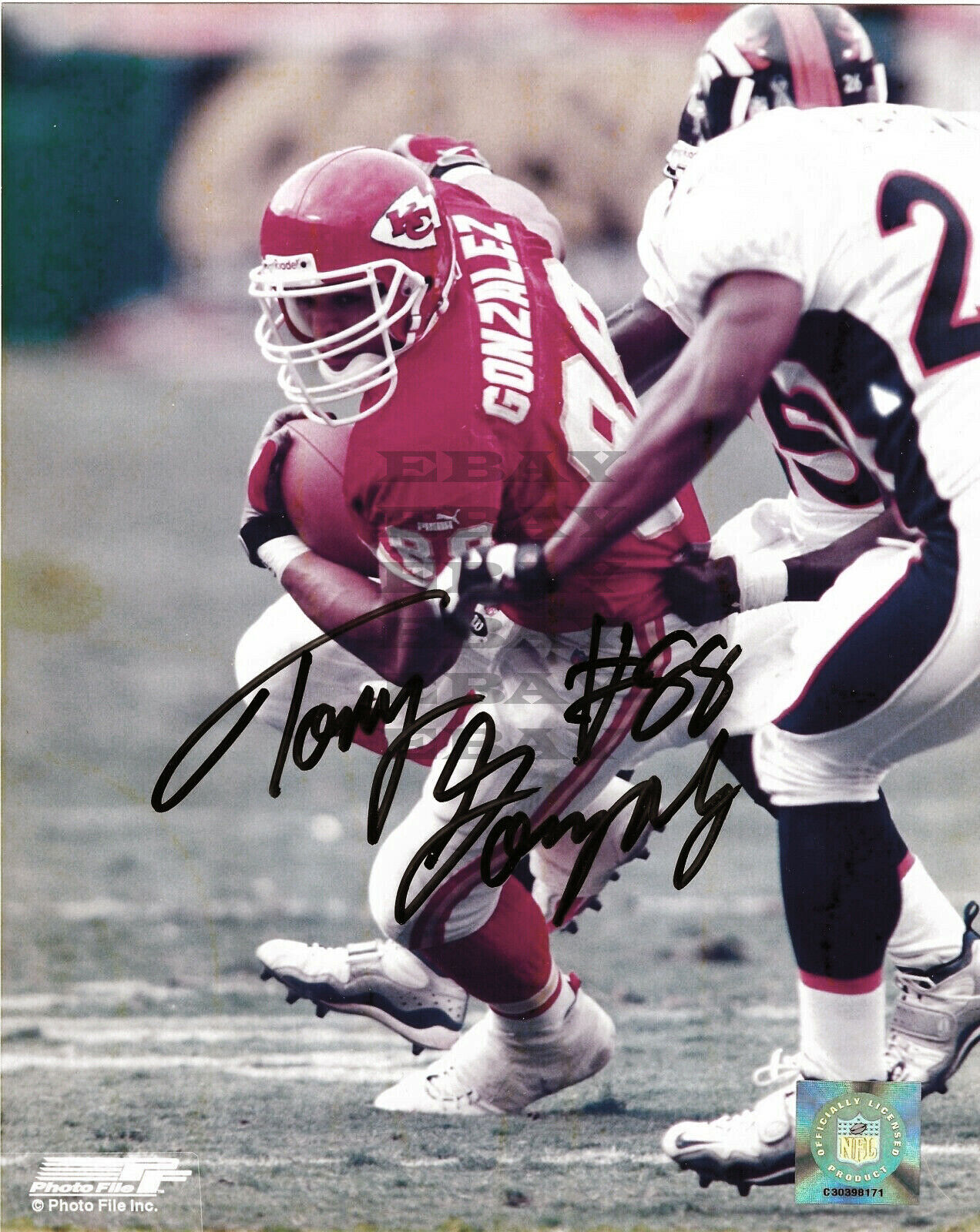 Tony Gonzalez - Kansas City Chiefs Signed Autographed 8x10 Photo Poster painting Reprint