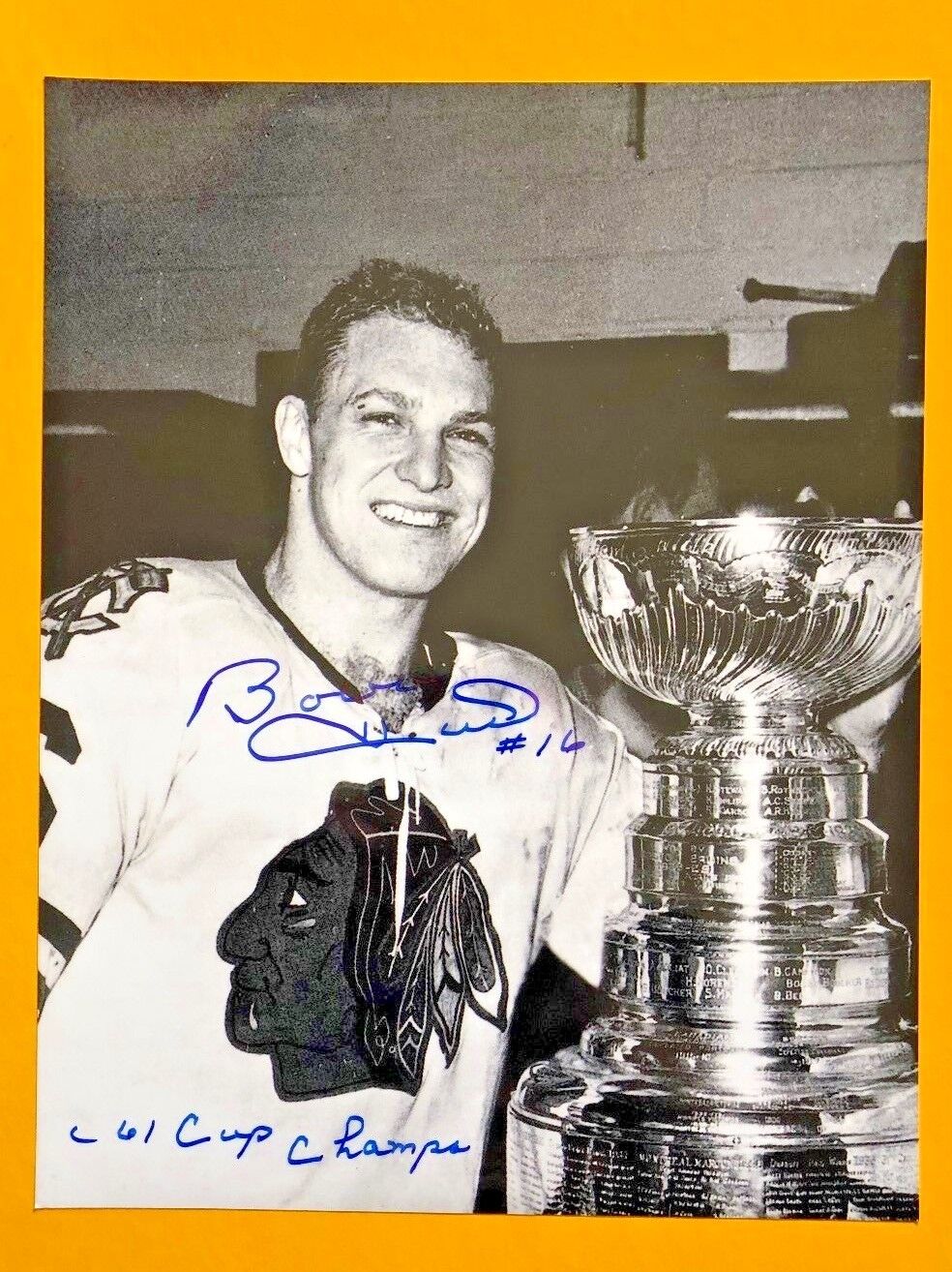 BOBBY HULL SIGNED 11 X14 CHICAGO BLACKHAWKS Photo Poster painting W/61 CUP CHAMPS W/COA