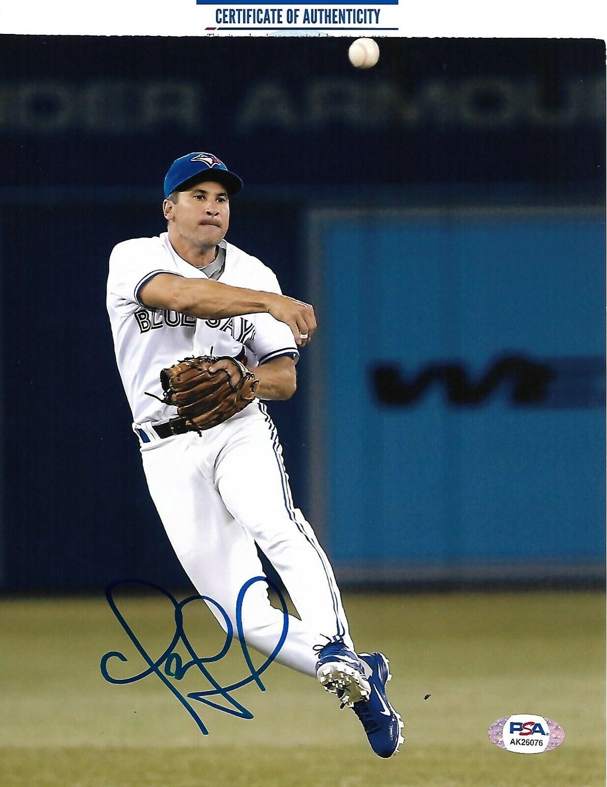 OMAR VIZQUEL signed GOLD GLOVE TORONTO BLUE JAYS 8X10 Photo Poster painting w/ COA PSA AK26076