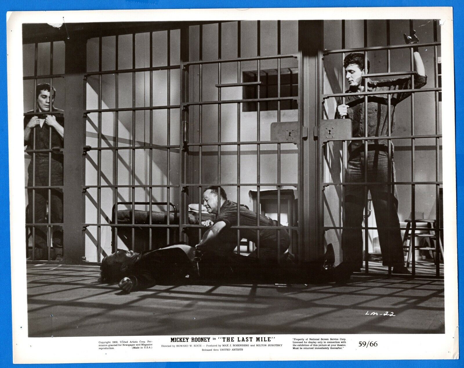 MICKEY ROONEY Actor Vintage 8x10 Promo Press News Photo Poster painting THE LAST MILE 1959