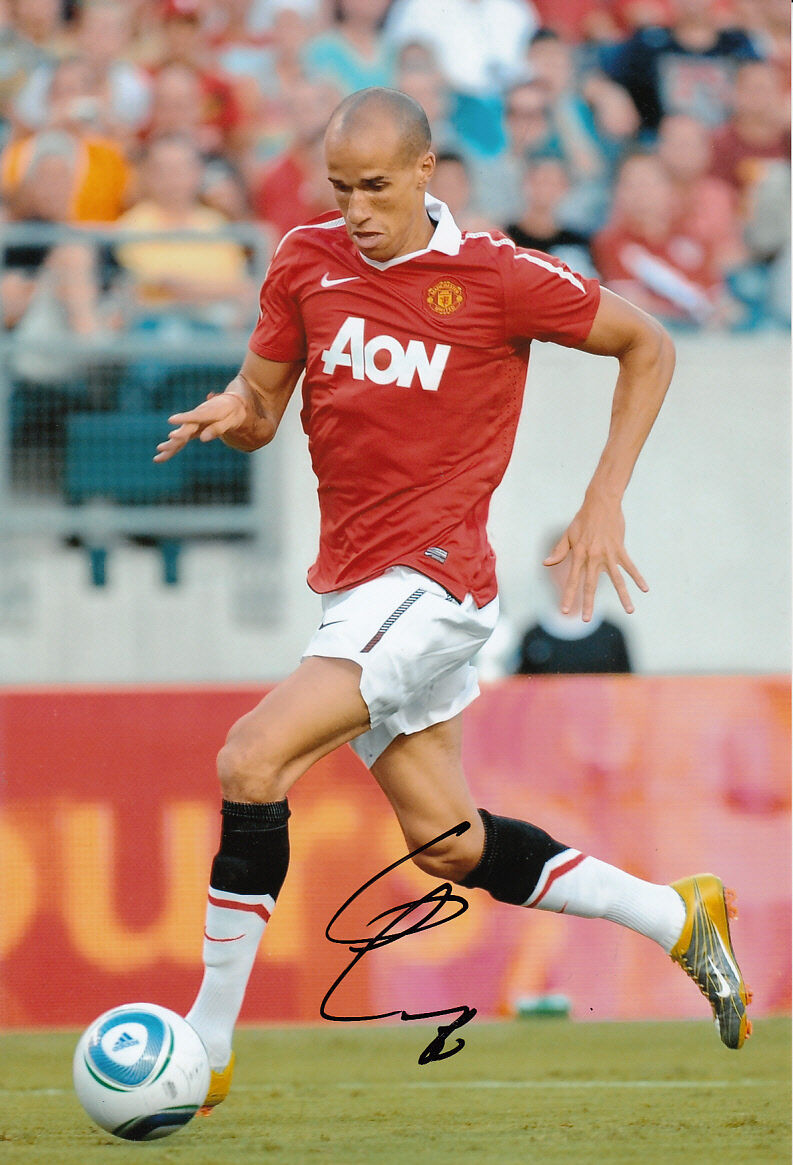 Manchester United Hand Signed Gabriel Obertan Photo Poster painting 12x8 1.