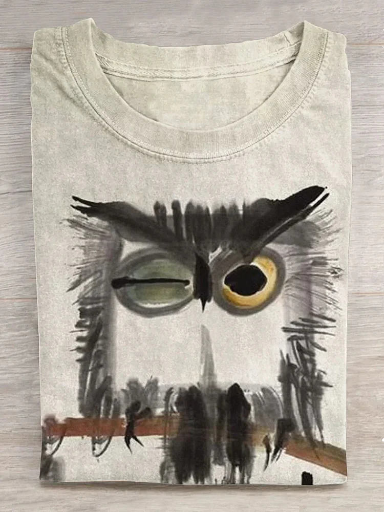 Cute Owl Art Print T-Shirt