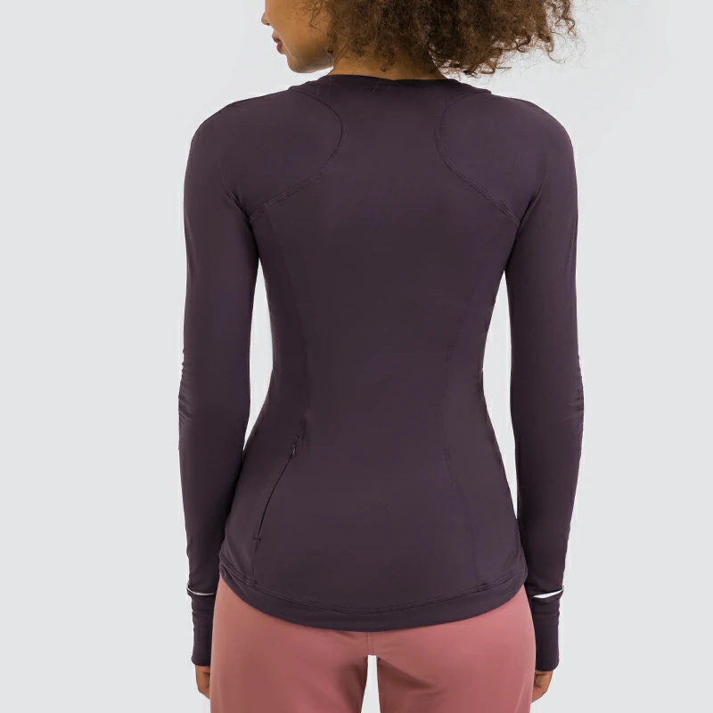 Women's gym tops with thumb holes
