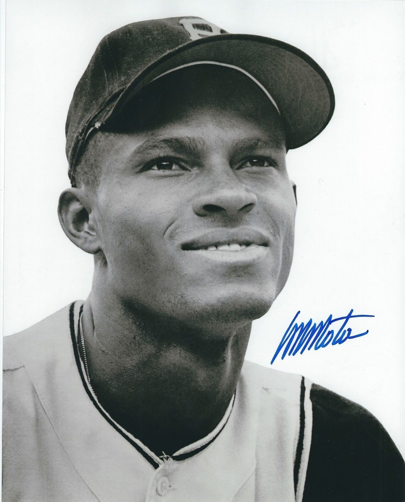 Autographed MANNY MOTA Pittsburgh Pirates 8x10 Photo Poster painting W/COA