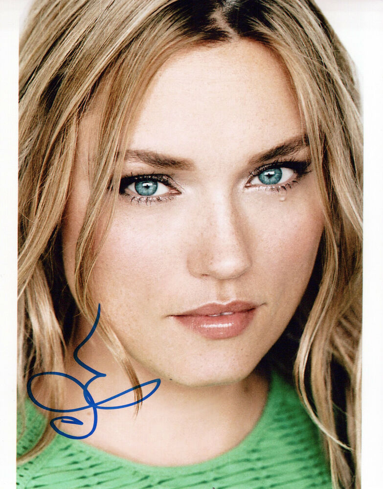 Clare Grant glamour shot autographed Photo Poster painting signed 8x10 #2