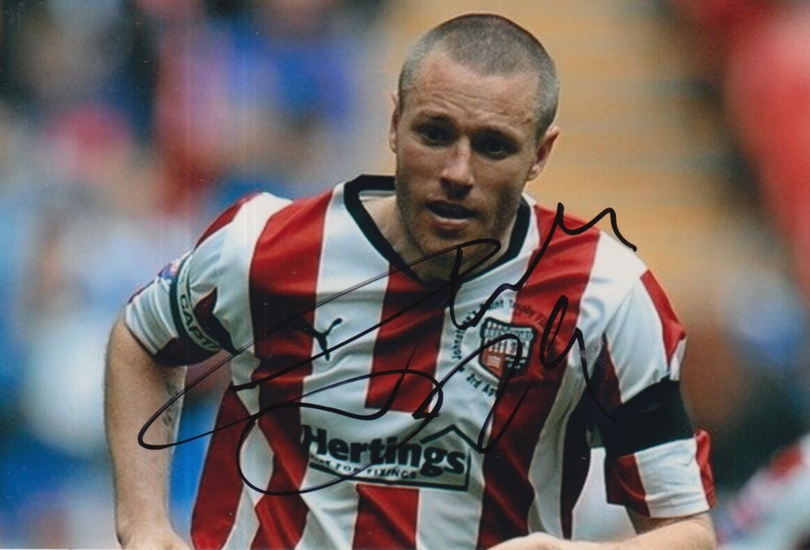 BRENTFORD HAND SIGNED GARY ALEXANDER 6X4 Photo Poster painting 1.