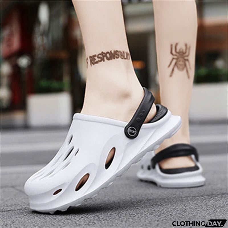 Male summer Outside Wear Non-slip Light Holes Sandals