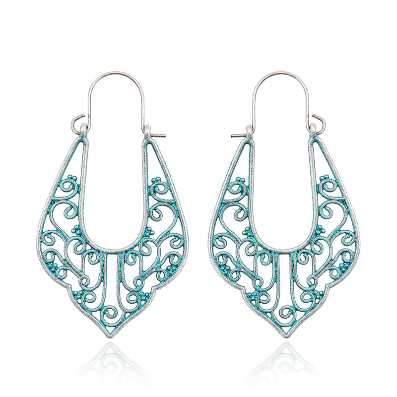 Women's Bohemian Court Hollow U-shaped Earrings