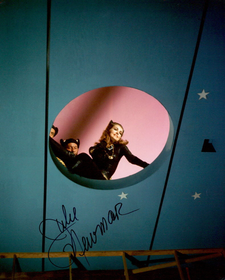 Julie Newmar (Batman) signed authentic 8x10 Photo Poster painting COA