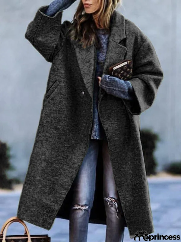 Fashionable and Minimalist Jacket